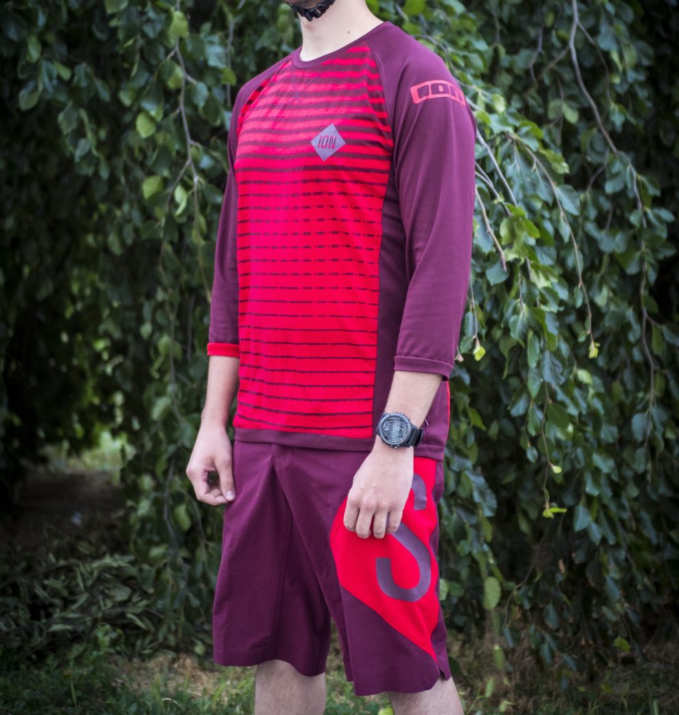 Test: Komplet ION Scrub AMP 2017