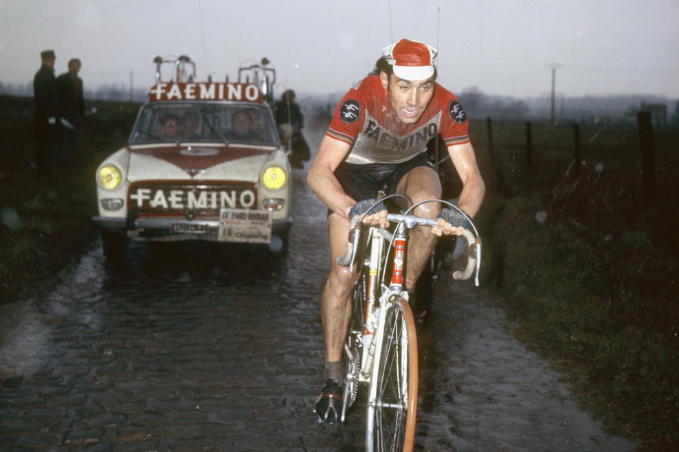 „Eddymu nešlo cikať, tak som mu nalial polovicu mojej vzorky.“ Roger De Vlaeminck spomína na bizarnú dopingovú kontrolu