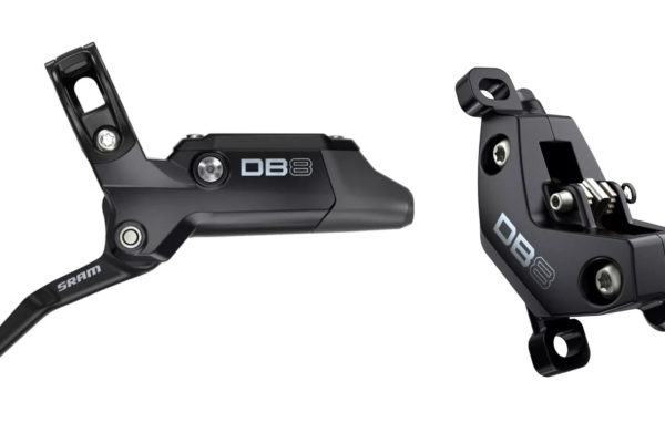 SRAM potichu predstavil nové 4-piestové brzdy DB8 s minerálnym olejom
