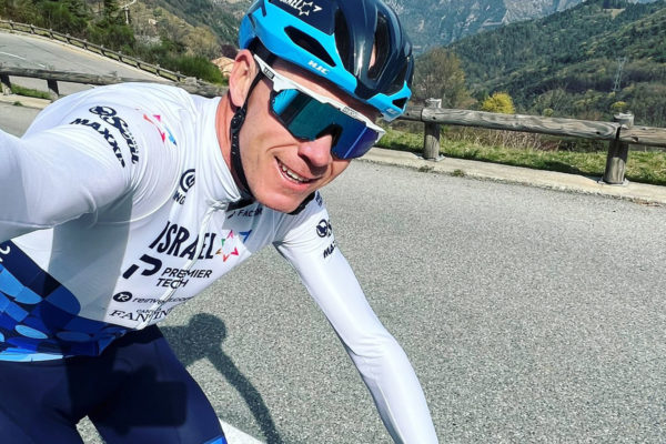  Chris Froome chce schudnúť dve kilá: Je to akoby ste jazdili so štyrmi fľašami vody navyše