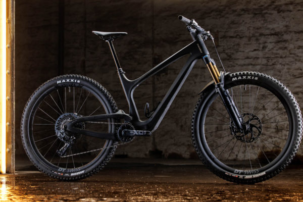 5 horských bicyklov, ktoré dostali ocenenie za inováciu a dizajn modelov 2022
