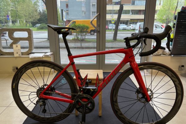Specialized Roubaix Road Bike 2018