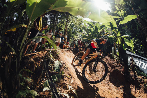 Video: Potrebujeme viac MTB pretekov v Brazílii! Pozrite si to najlepšie zo Svetového pohára v Petropolise