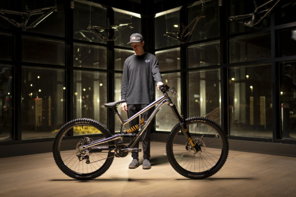 Brett Rheeder bude jazdiť za Commencal (+video)