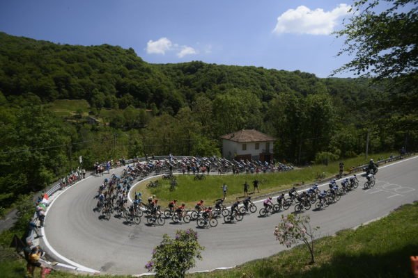 Zoznam všetkých štartujúcich pretekárov na Giro d’Italia 2022