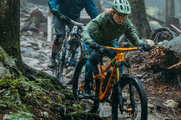  Musíte vidieť: 73-ročná Betty dokazuje, že pri zábave s bicyklom na veku skutočne nezáleží