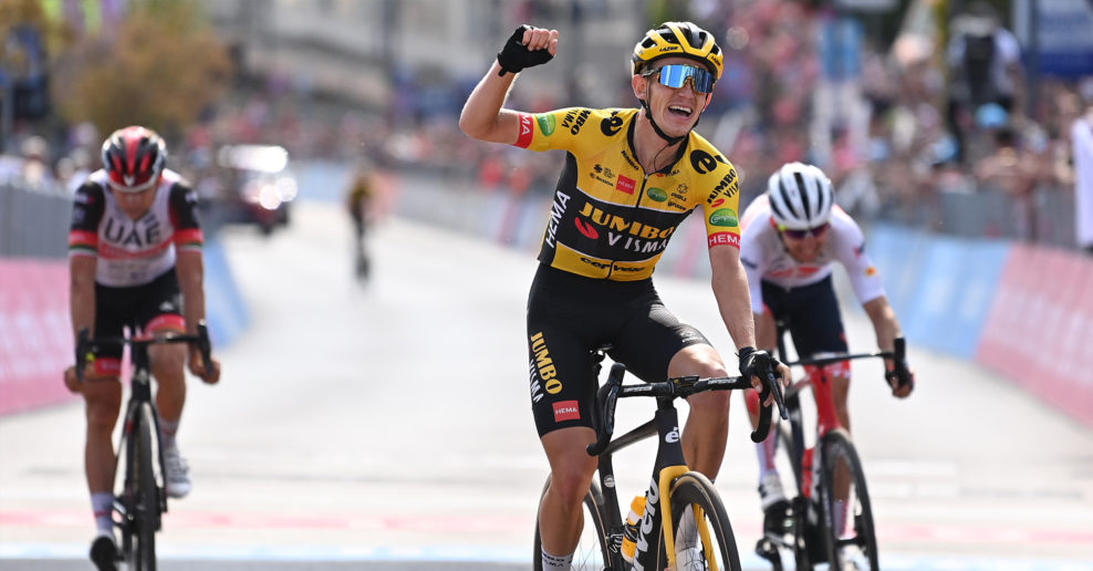 Koen Bouwman vyhral z úniku ťažkú horskú siedmu etapu Giro d’Italia 2022