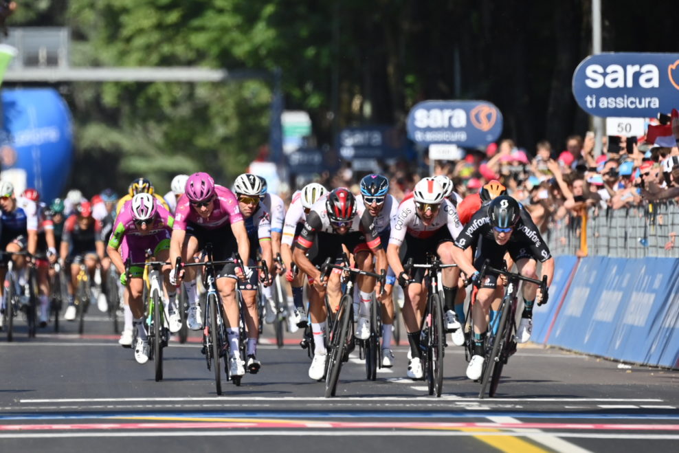 Dainese prešprintoval všetkých favoritov a vyhral 11. etapu Giro d’Italia 2022