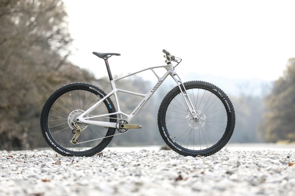 Canyon predstavil prototyp udržateľn&eacute;ho horsk&eacute;ho bicykla vyroben&eacute;ho v 3D tlačiarni