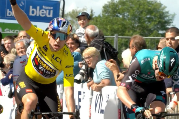 Wout van Aert vyhral v tesnom šprinte 5. etapu Critérium du Dauphiné