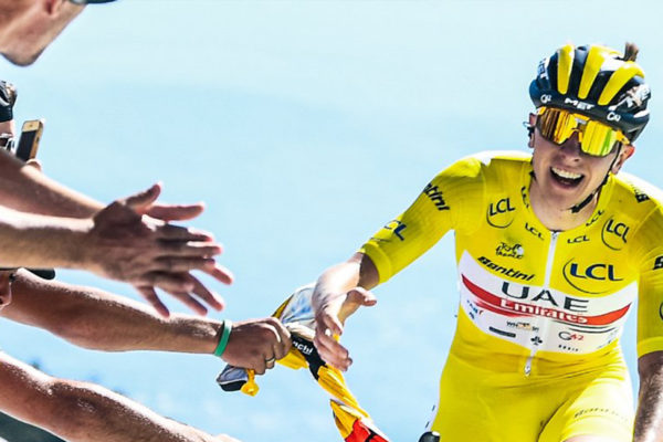 Tadej Pogačar opäť predviedol svoju silu a vyhral prvú horskú etapu Tour de France 2022