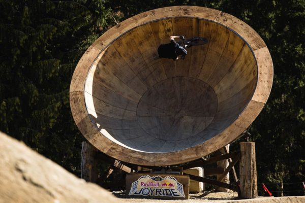Video: Jakub Vencl vám ukáže aké je to jazdiť na Red Bull Joyride