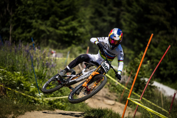 Crankworx Whistler 2022: Sledujte naživo zjazdové preteky RockShox Canadian open DH