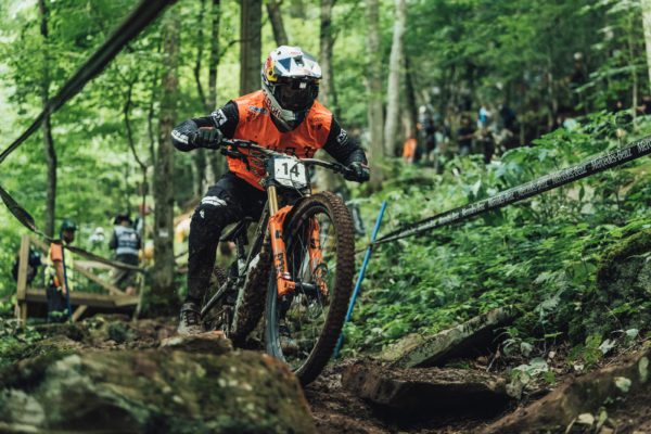Sledujte naživo Svetový pohár v kanadskom Mont-Sainte-Anne v cross-country a zjazde