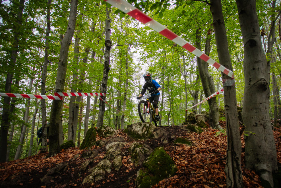 Luk&aacute;&scaron; Luk&aacute;č a Krist&iacute;na Galu&scaron;kov&aacute; vyhrali fin&aacute;lov&eacute; kolo Hornonitrianskej enduro s&eacute;rie
