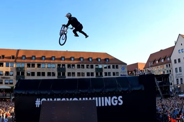 Sledujte naživo: Red Bull District Ride