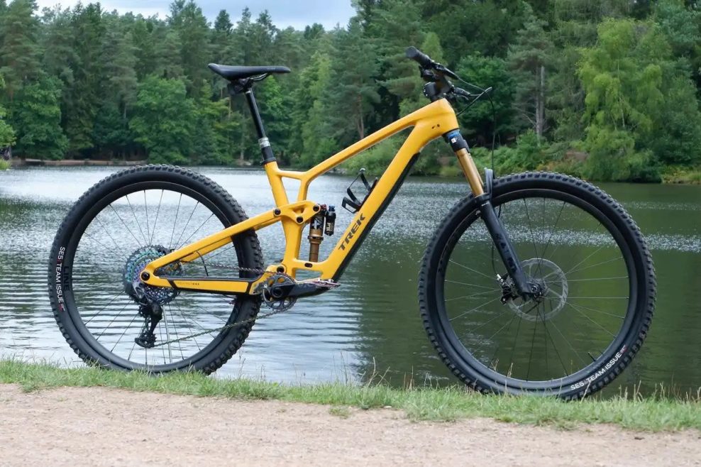 Nový Trek Fuel Ex má úplne nový rám, viac zdvihu a je všestrannejší