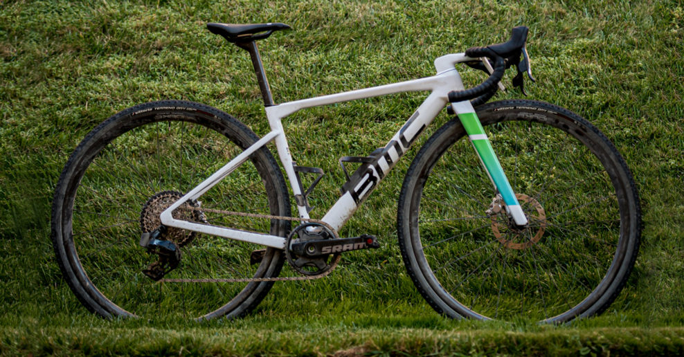 Víťazný aero gravel BMC Kaius 01 majsterky sveta v graveli Pauline Ferrand-Prévot