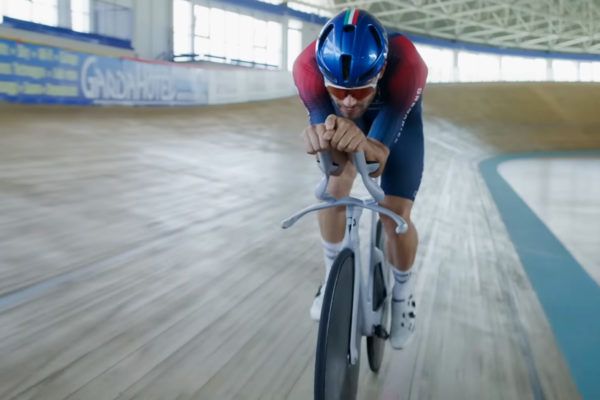  Video: Ako Pinarello vyrobilo unikátny bicykel pre Filippa Gannu na svetový rekord v hodinovke