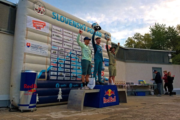 Adam Rojček vyhral Majstrovstvá Slovenska v endure o 0,4 sekundy pred Knapcom