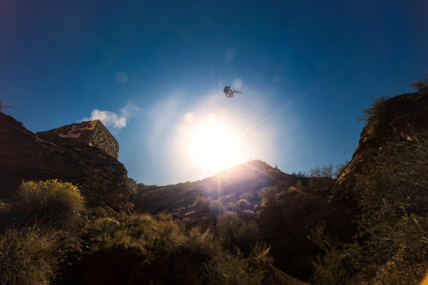 Video: Brandon Semenuk dokazuje, prečo je považovaný za najväčšieho favorita Red Bull Rampage 2022