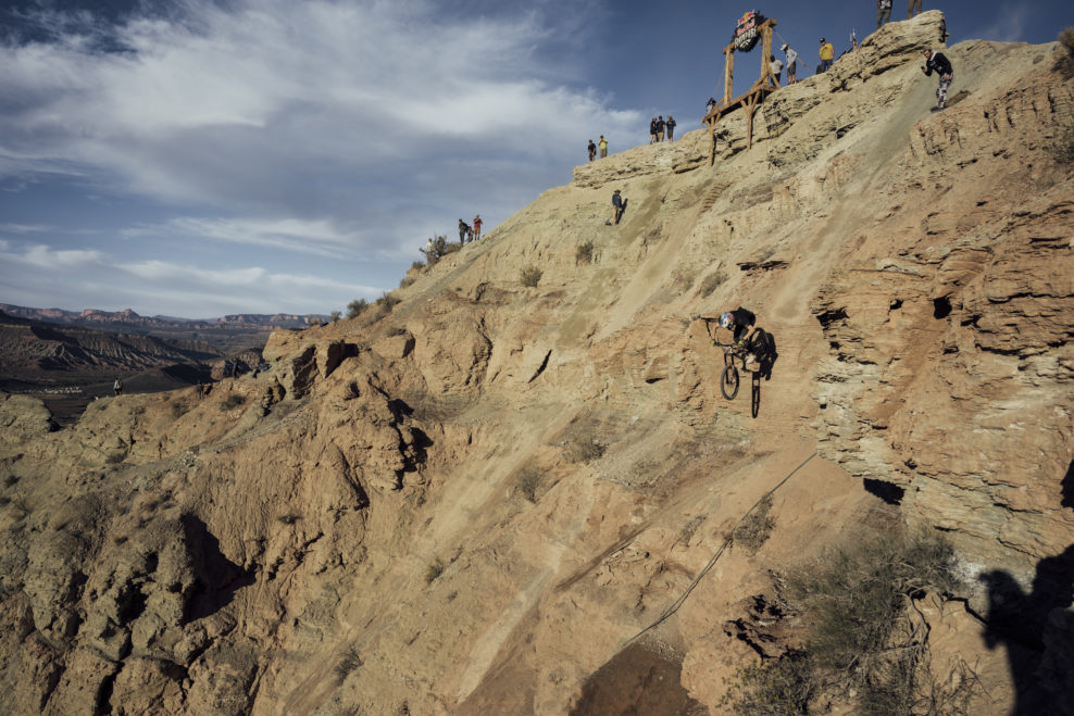Štart Red Bull Rampage je posunutý na 18:30