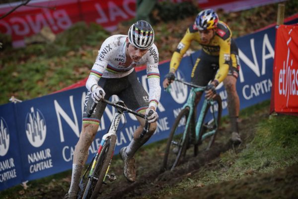 Kedy sa stretnú na cyklokrosových pretekoch Wout van Aert a Mathieu van der Poel?