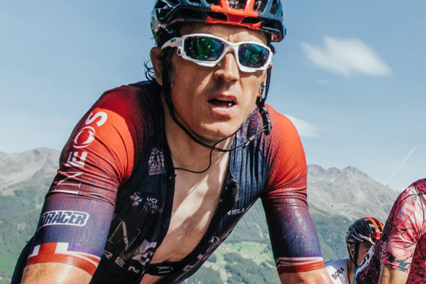 Geraint Thomas: Mali by spraviť šedý dres pre starých jazdcov na Tour de France