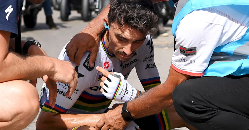 Video: Julian Alaphilippe hovorí o pádoch, ťažkých návratoch a najťažšej sezóne v jeho kariére