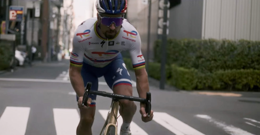  Video: Peter Sagan jazdí v Japonsku na Aethose v novom videu od Specializedu – Why so serious?