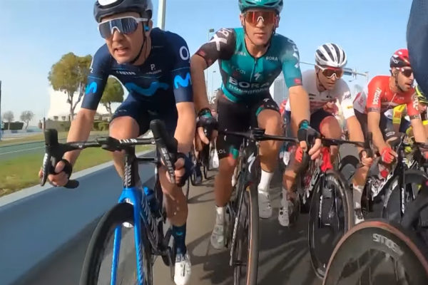  Musíte vidieť: Najlepšie momenty z cestnej sezóny 2022 na záberoch priamo z bicyklov