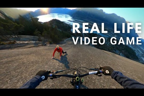 Video: Rémy Métailler vysvetľuje ako točili video s basejumperom a lezcom