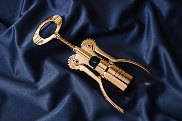 Campagnolo predstavilo zlat&uacute; v&yacute;vrtku na v&iacute;no za &scaron;ialen&yacute;ch 1950 eur