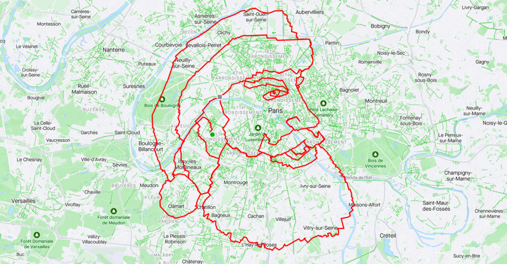 Cyklista „nakreslil“ na mape v Paríži hlavu Santa Clausa, prešiel 176 km a trvalo mu to vyše 15 hodín