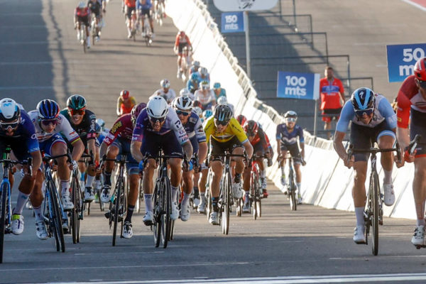 Peter Sagan skončil šiesty v 3. etape Okolo San Juan, šprintérov prekvapil Quinn Simmons