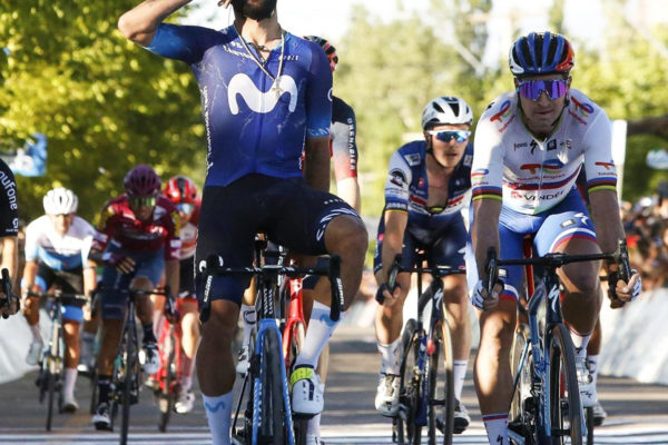 Peter Sagan skončil druhý po skvelom výkone v kopcovitej etape Okolo San Juan (+video)