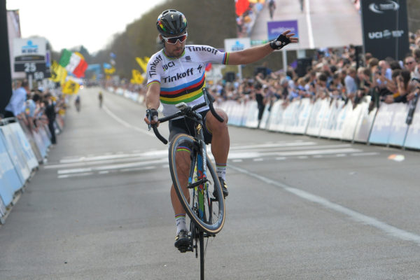  VIDEO | Záznam z celých pretekov Okolo Flámska 2016 a legendárneho víťazstva Petra Sagana