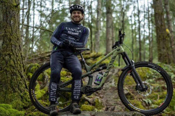 Jesse Melamed prestúpil do Canyon CLLCTV Enduro Team