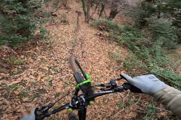 Video: Slovenskí zjazdári trénovali na juhu Francúzska