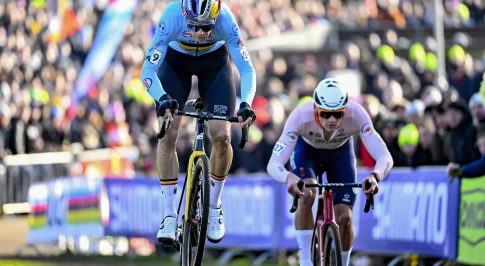 Wout Van Aert a Mathieu van der Poel sa v cyklokrosových súbojoch stretnú v tejto sezóne iba šesťkrát