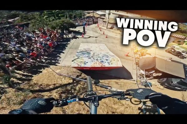 Video: Víťazná jazda Tomáša Slavíka na Red Bull Valparaíso Cerro Abajo 2023 (POV)