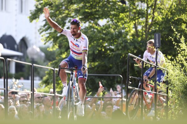 Sledujte naživo Petra Sagana na pretekoch Tirreno-Adriatico