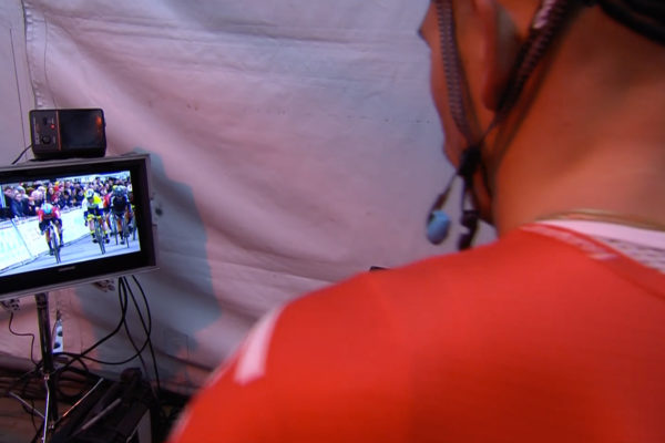 Caleb Ewan spochybnil absurdnú cieľovú fotografiu na GP Monseré: Myslím si, že som vyhral (+video)