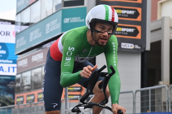 Filippo Ganna suverénne vyhral úvodnú časovku na Tirreno-Adriatico