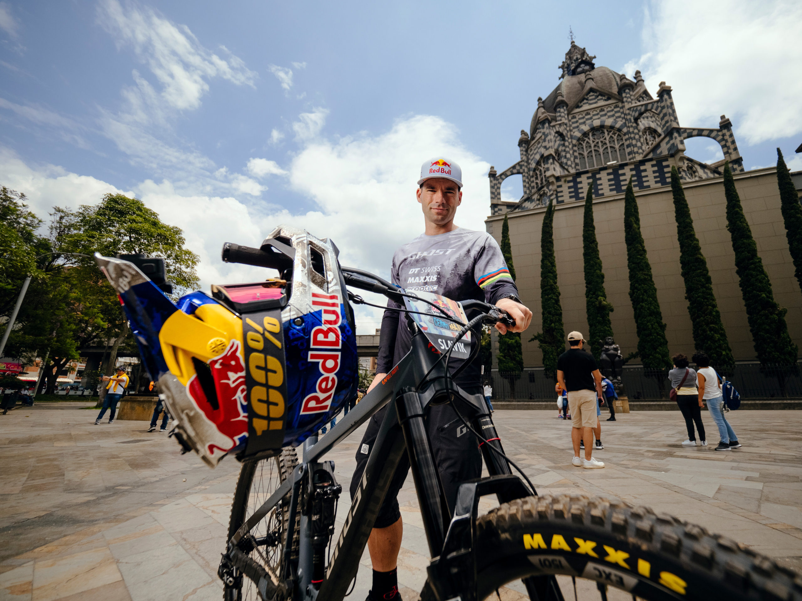 Red Bull Medellín Cerro Abajo