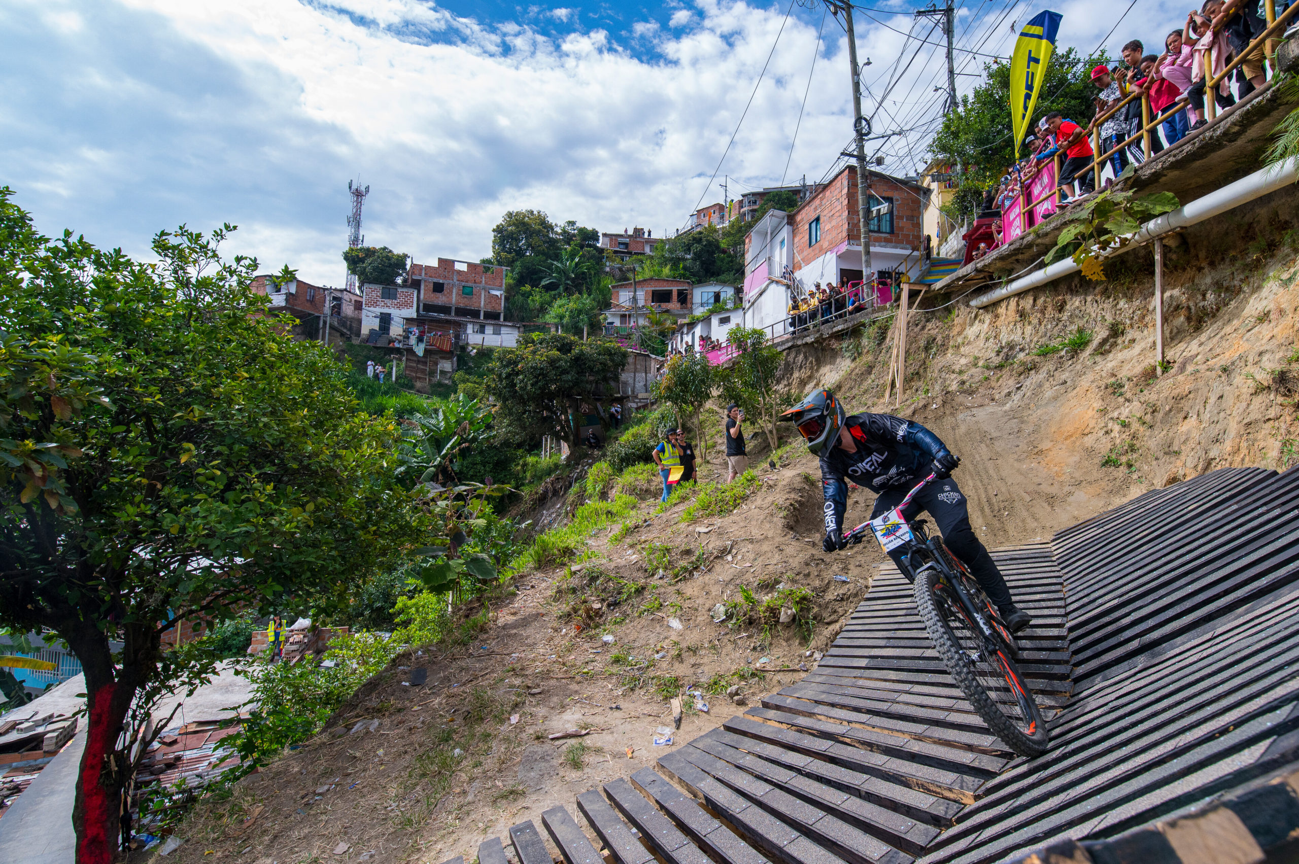 Red Bull Medellín Cerro Abajo