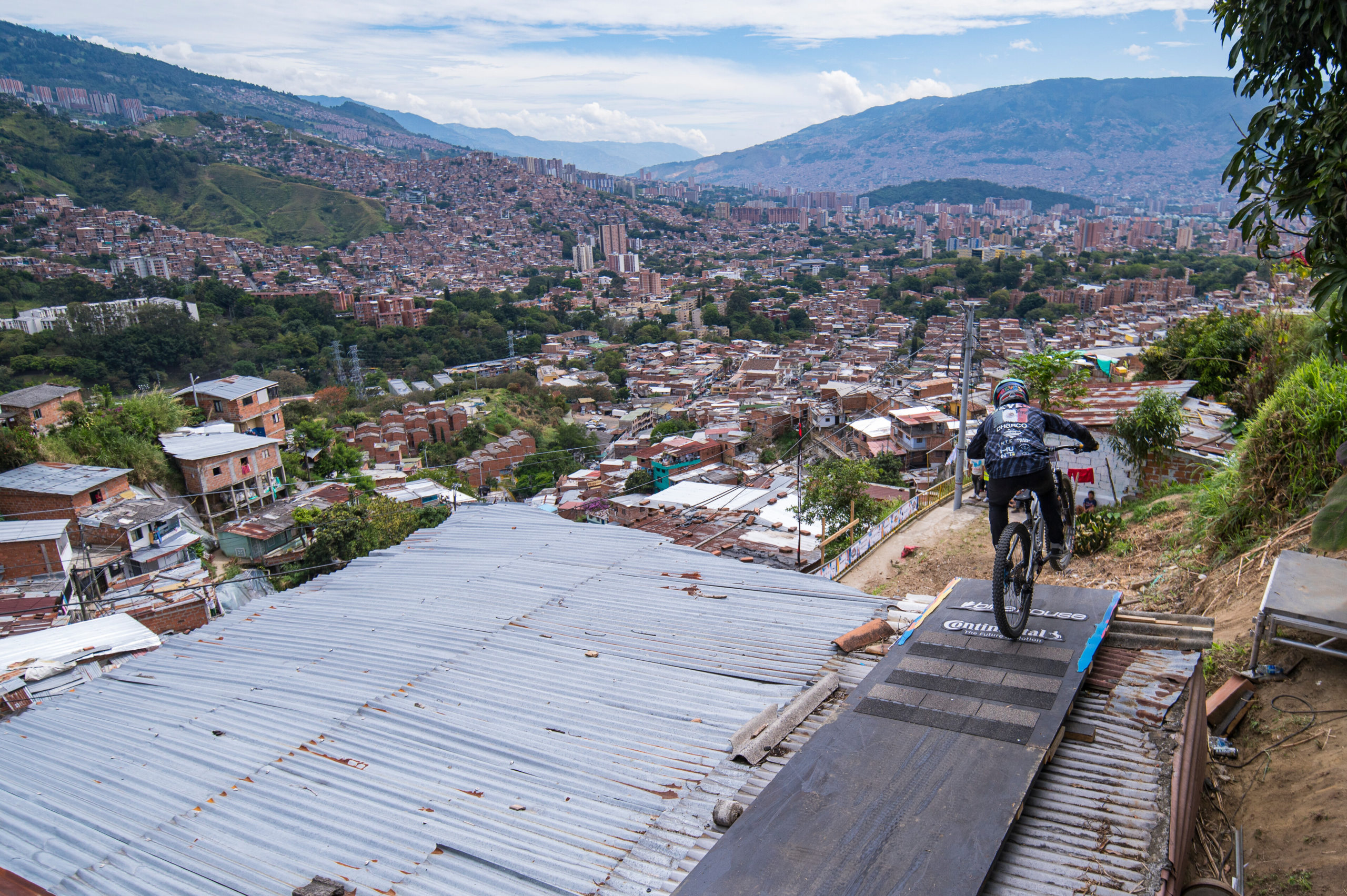 Red Bull Medellín Cerro Abajo