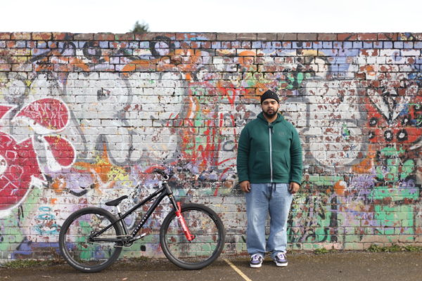 Video: LandoSteezy alebo Leo Smith je novou posilou v Nukeproof