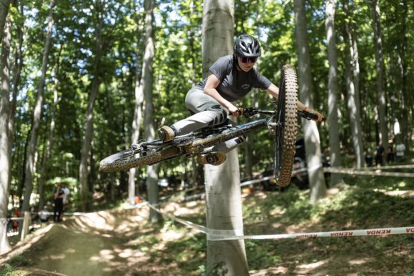 Vanesa Petrovsk&aacute; skončila &scaron;tvrt&aacute; v dual slalome na Crankworx Summer Series