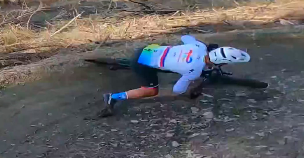  Video: Peter Sagan nezvl&aacute;dol z&aacute;krutu a spadol pri jazde na žilinsk&yacute;ch trailoch OKӨ Trails